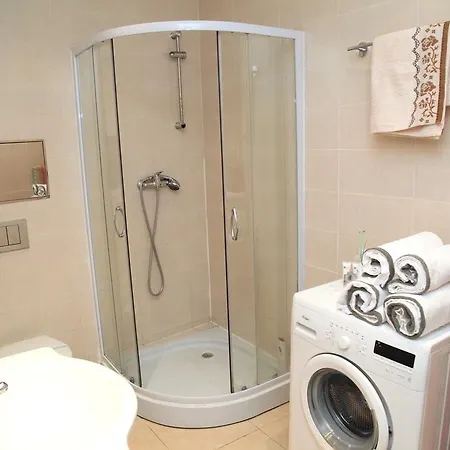 Apartment Trendy- *